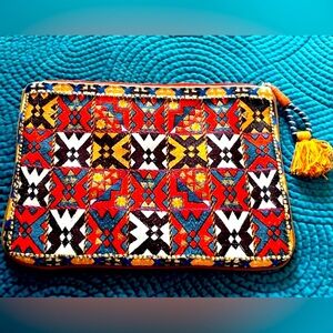 Steve Madden Multicolor Geometric Laptop Case